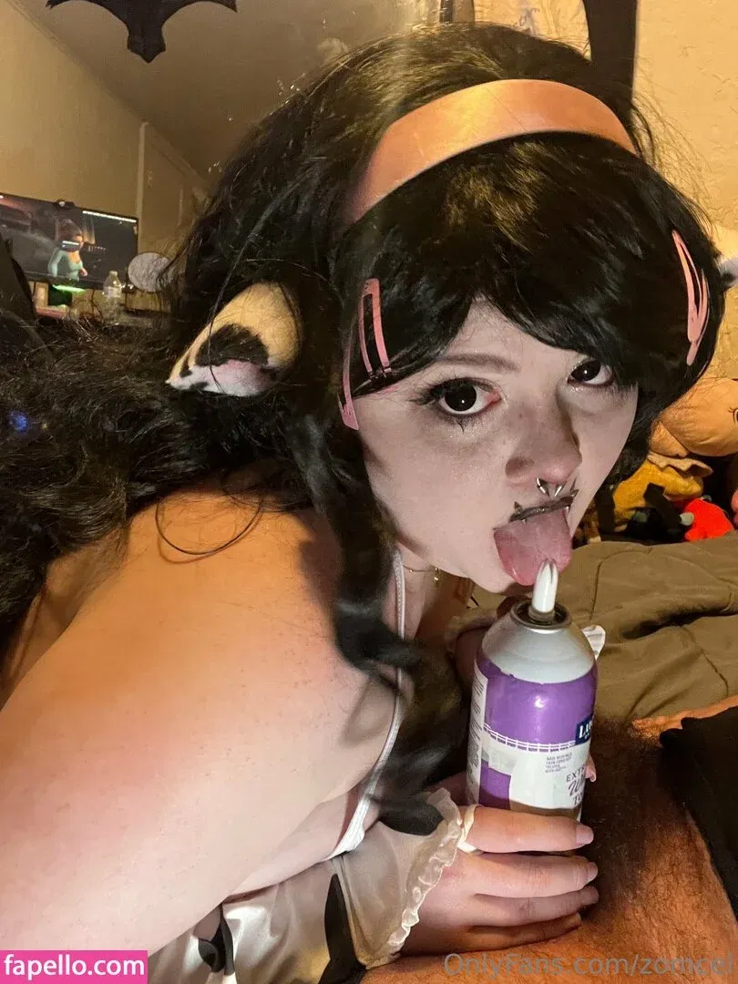 zomcel Onlyfans Photo Gallery 