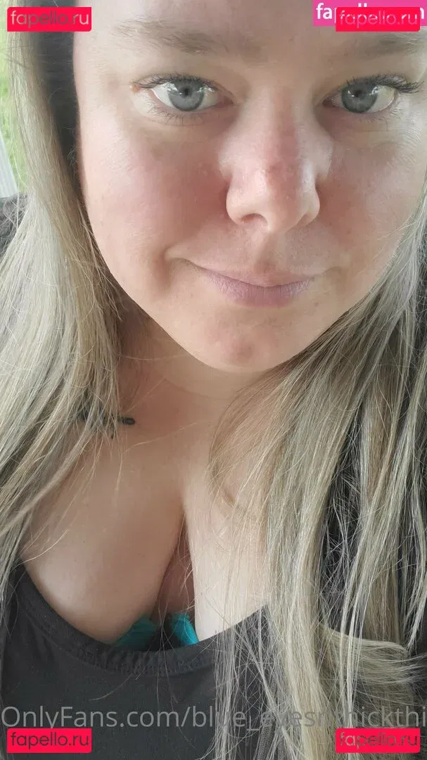 blue_eyesnthickthighs Onlyfans Photo Gallery 