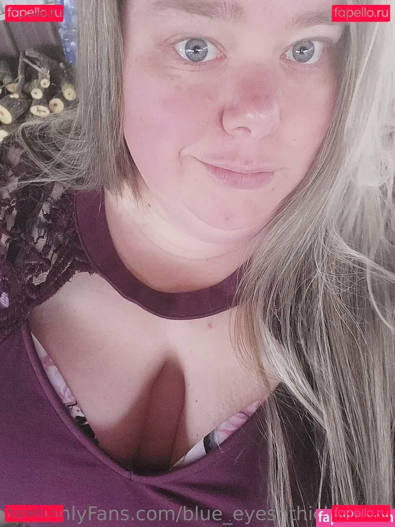 blue_eyesnthickthighs Onlyfans Photo Gallery 