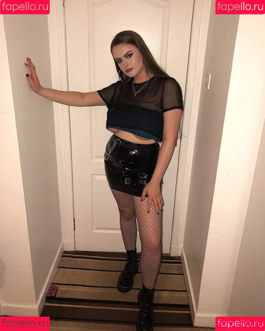 Bex McFadden Onlyfans Photo Gallery 