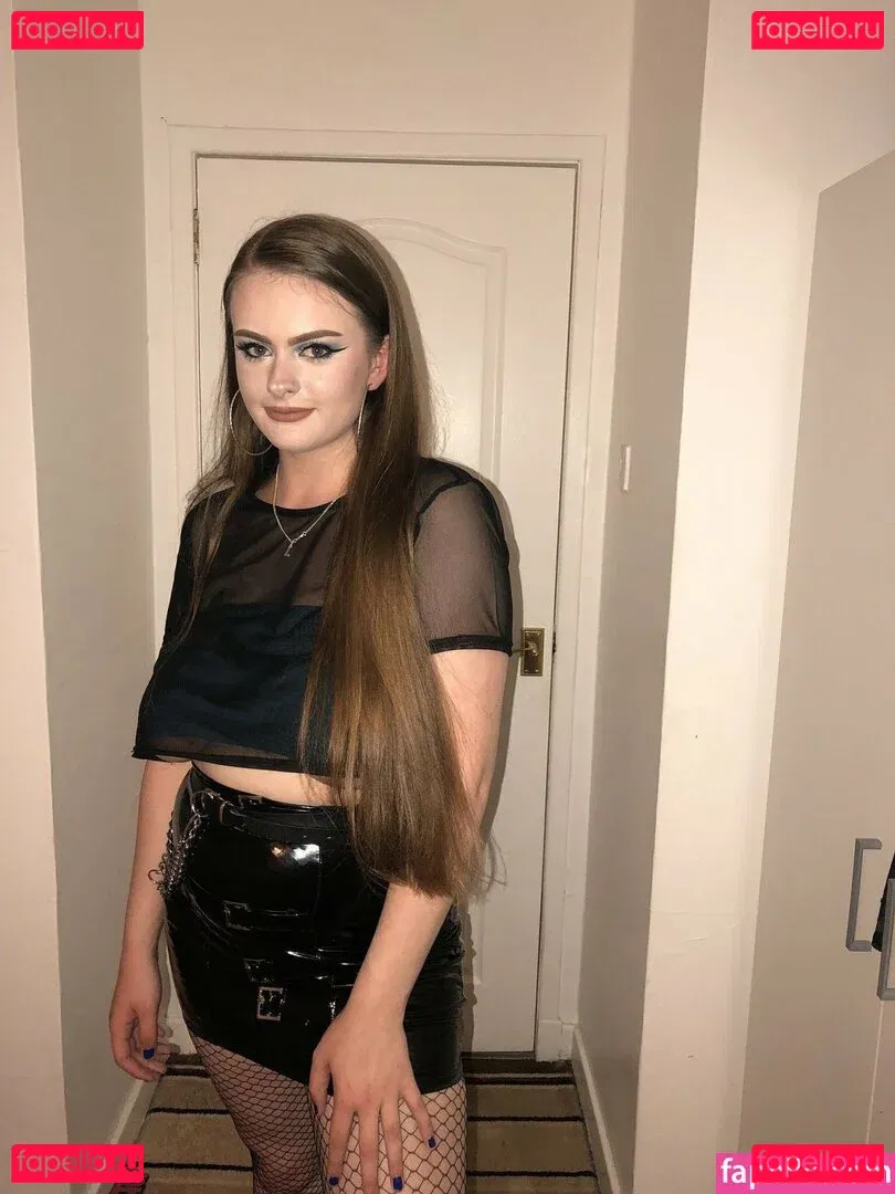 Bex McFadden Onlyfans Photo Gallery 