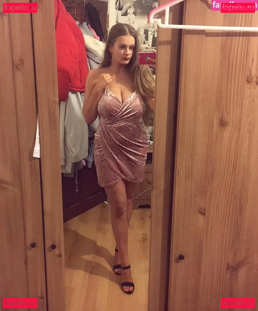 Bex McFadden Onlyfans Photo Gallery 