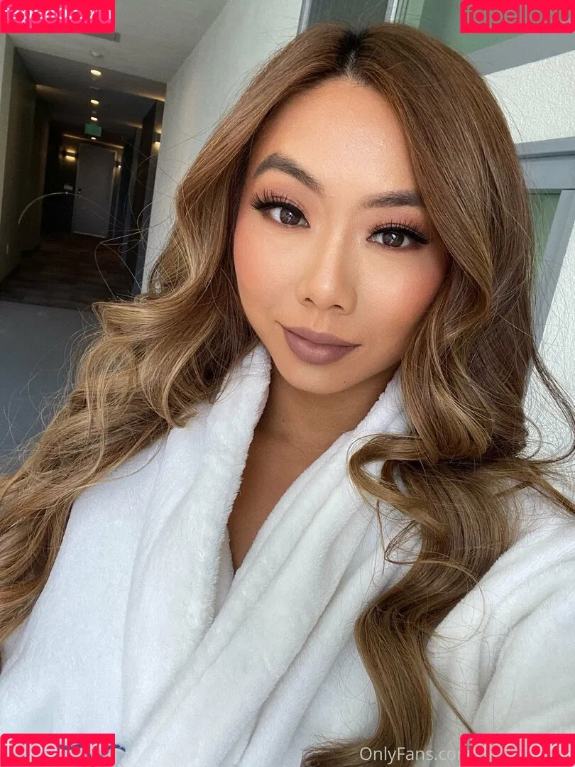 vmynguyen Onlyfans Photo Gallery 