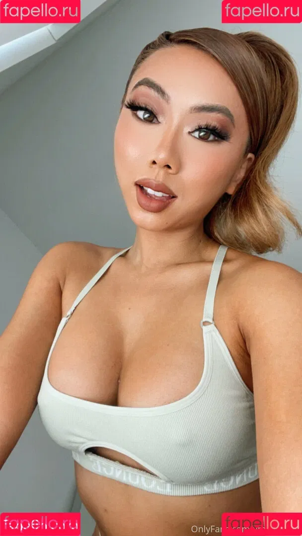 vmynguyen Onlyfans Photo Gallery 