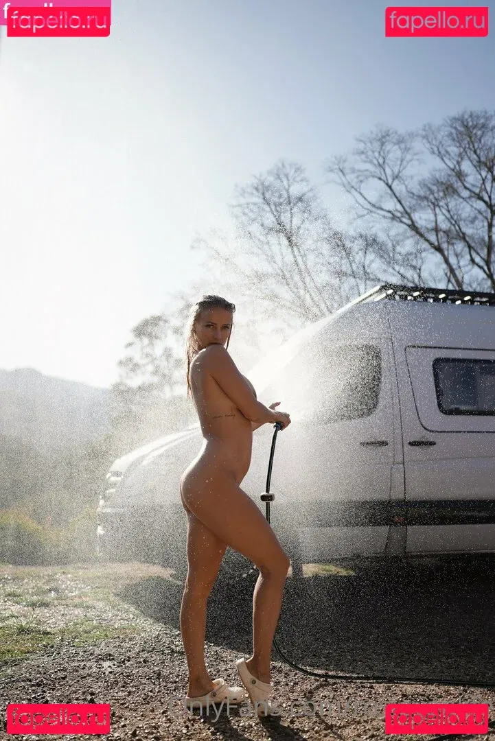 Rosievanlife Onlyfans Photo Gallery 