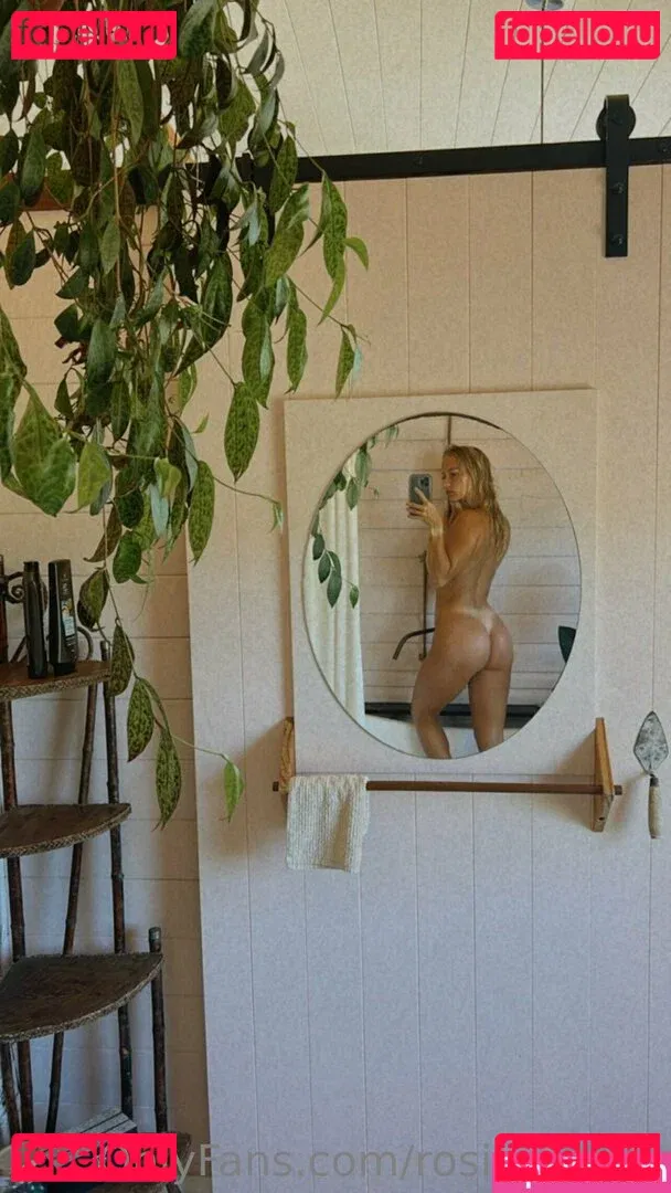 Rosievanlife Onlyfans Photo Gallery 