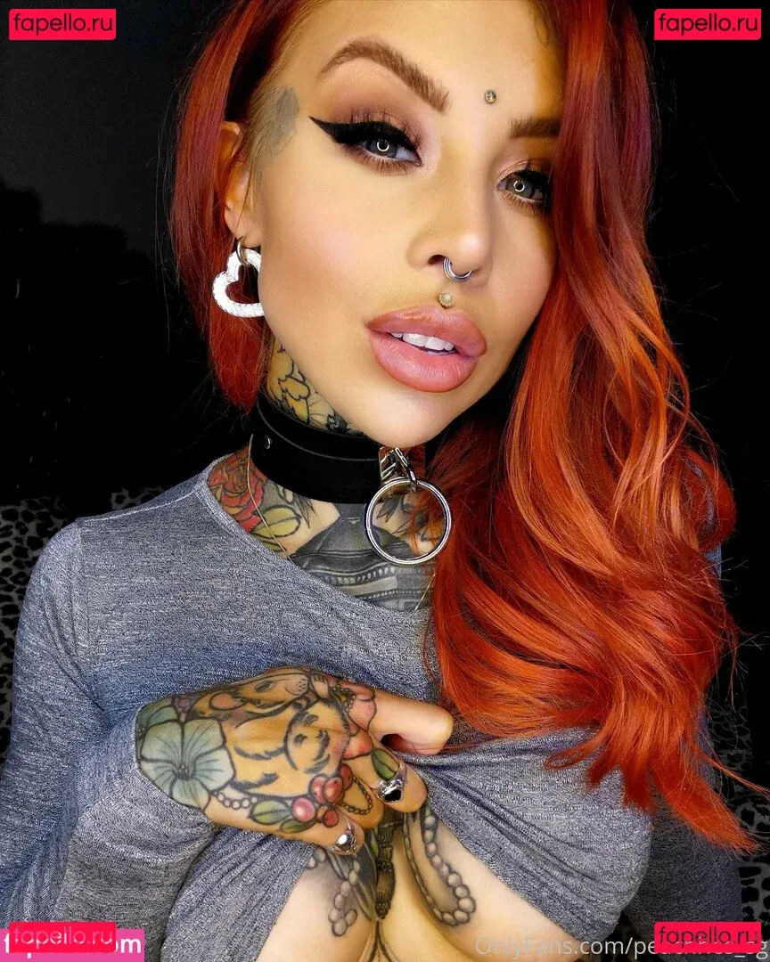 Peachhes SG Onlyfans Photo Gallery 