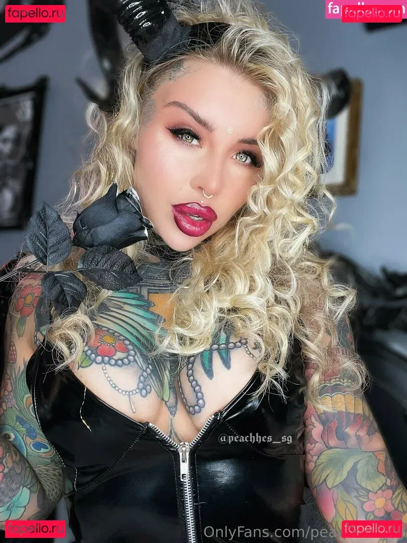 Peachhes SG Onlyfans Photo Gallery 