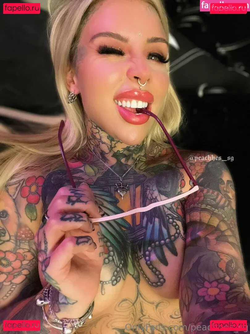 Peachhes SG Onlyfans Photo Gallery 