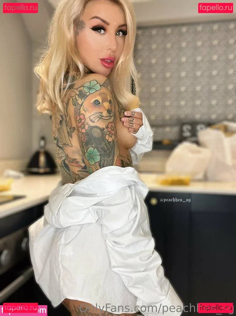 Peachhes SG Onlyfans Photo Gallery 