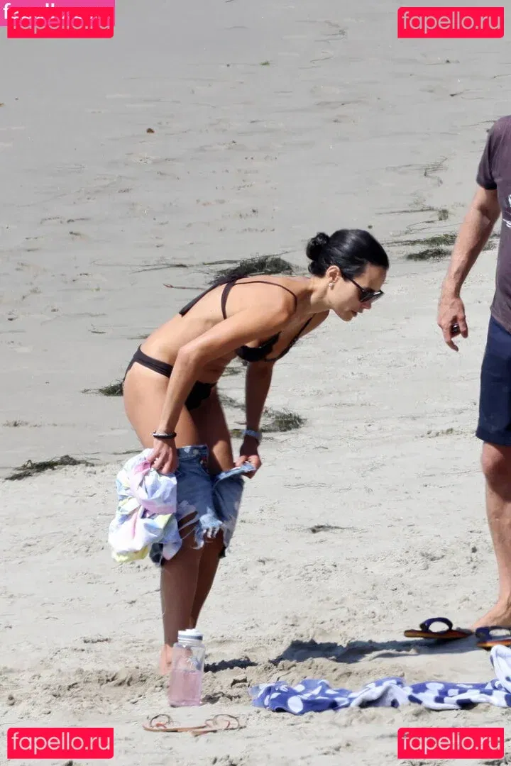 Jordana Brewster Onlyfans Photo Gallery 