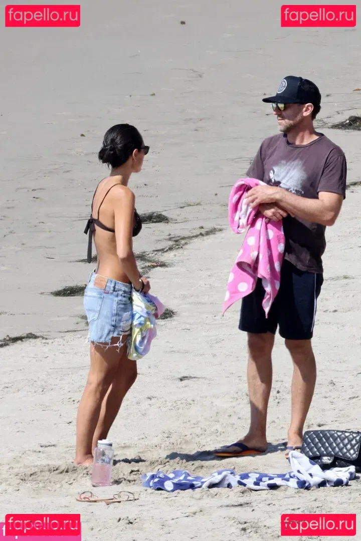 Jordana Brewster Onlyfans Photo Gallery 