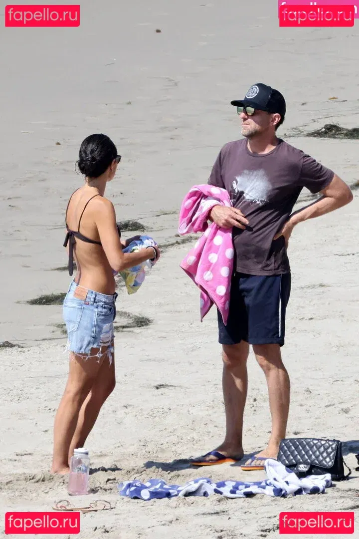 Jordana Brewster Onlyfans Photo Gallery 