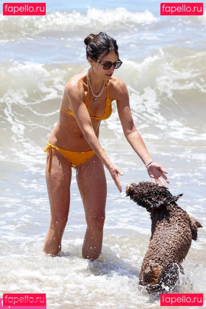 Jordana Brewster Onlyfans Photo Gallery 