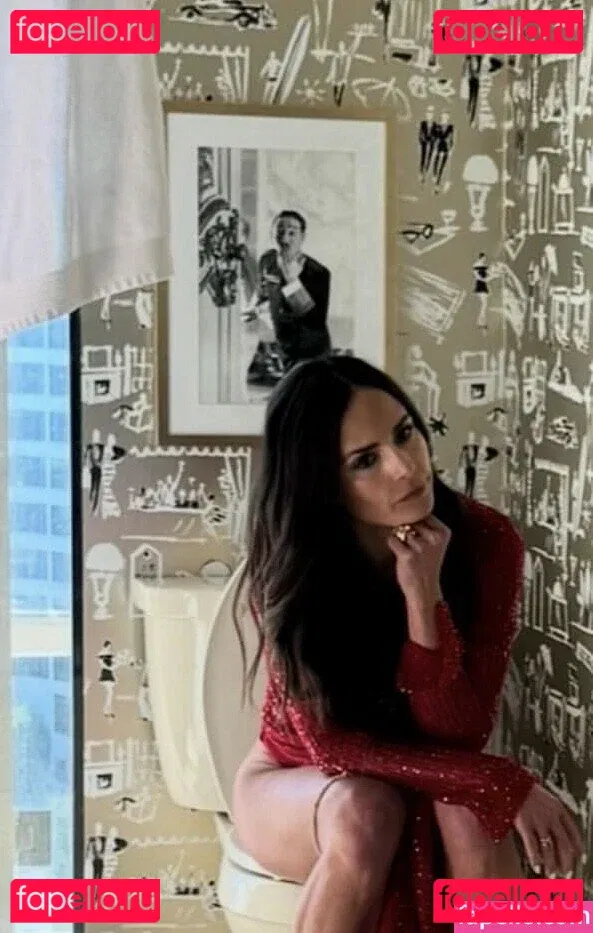 Jordana Brewster Onlyfans Photo Gallery 