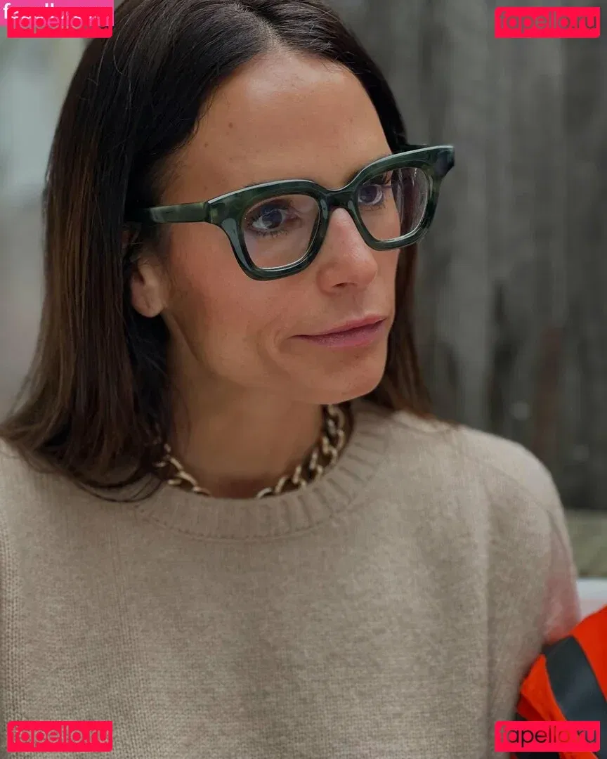 Jordana Brewster Onlyfans Photo Gallery 