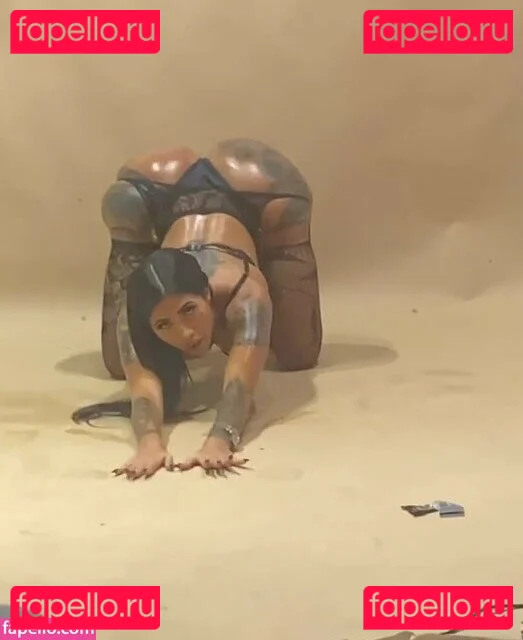 Karen Havary Onlyfans Photo Gallery 