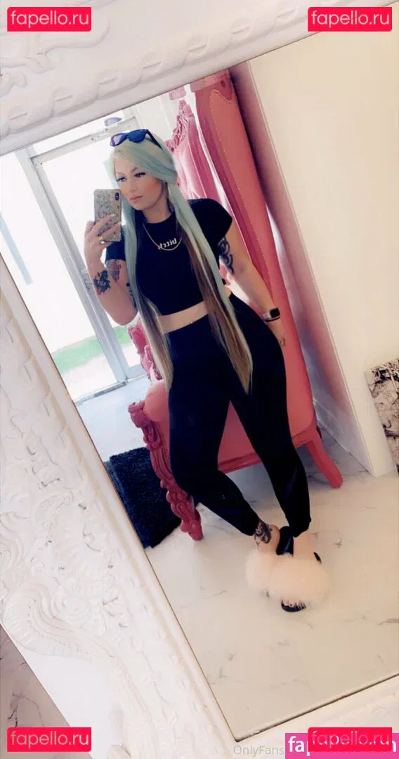 gothbarbie666 Onlyfans Photo Gallery 