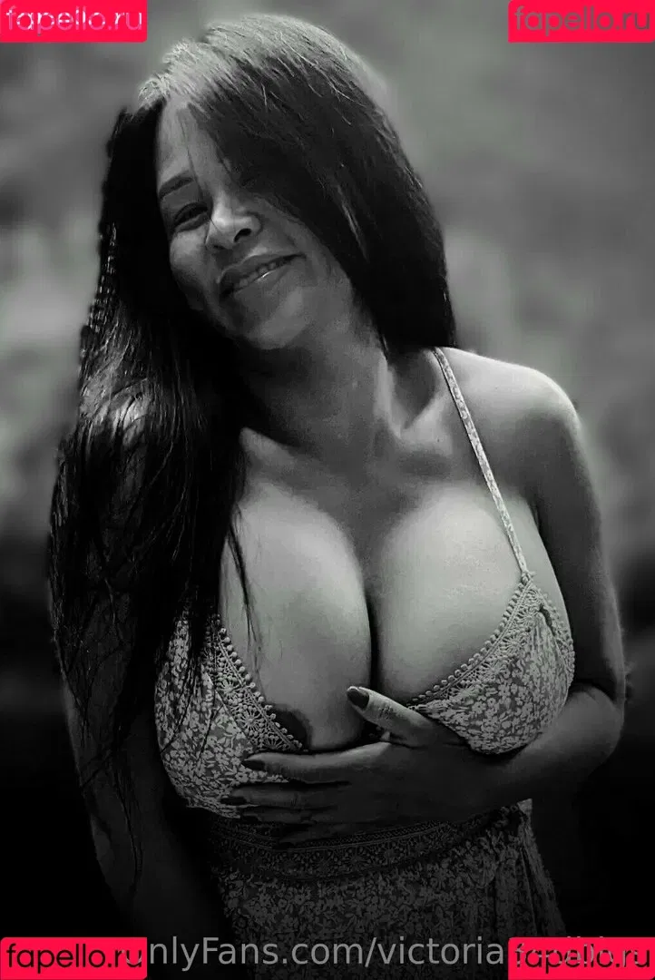 victoria34dblgs Onlyfans Photo Gallery 