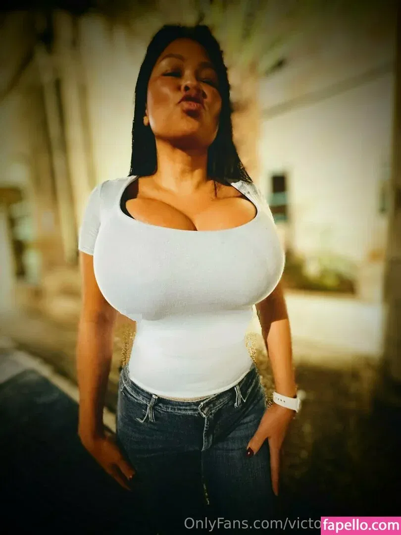 victoria34dblgs Onlyfans Photo Gallery 