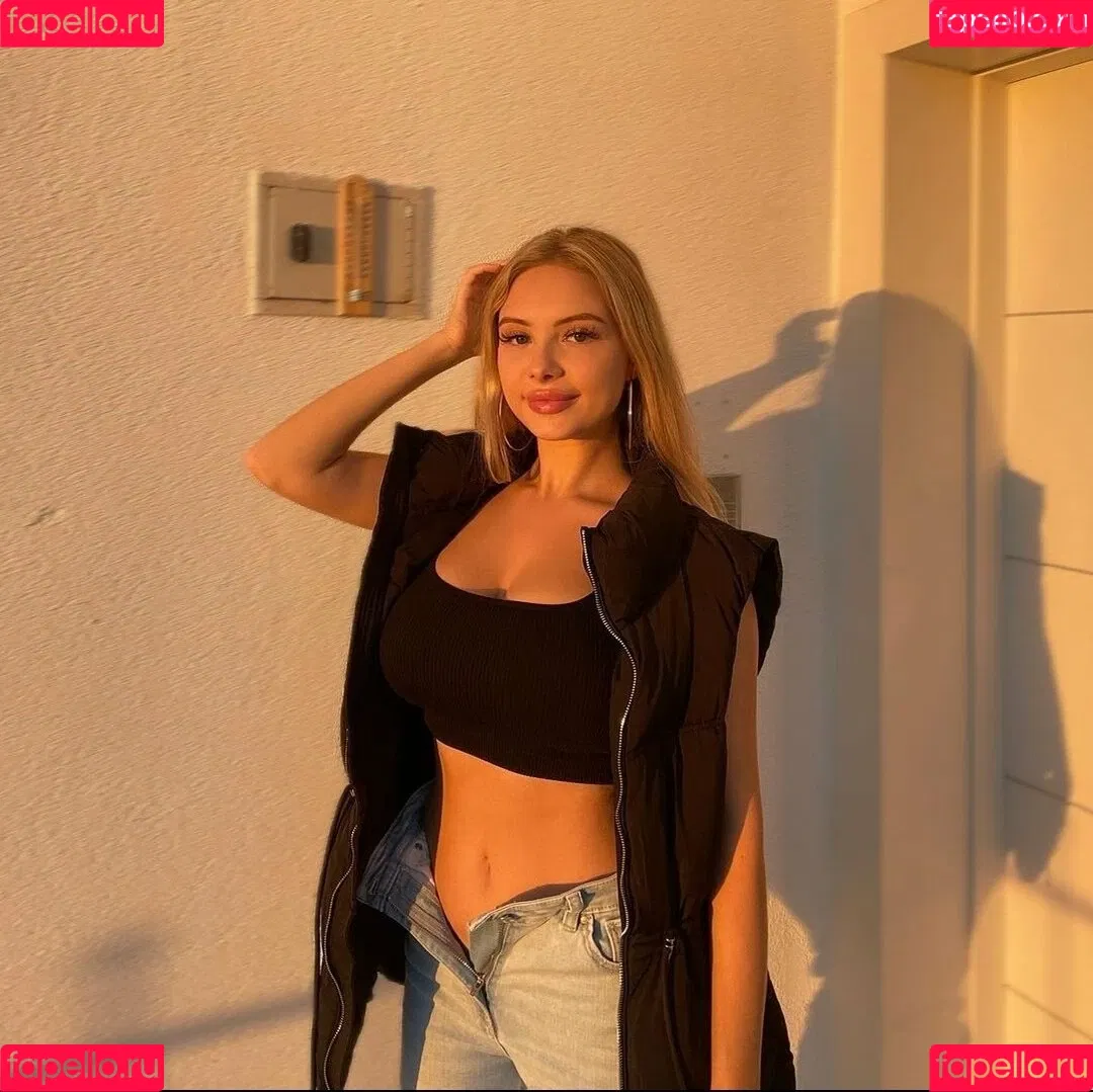 Esvittie Onlyfans Photo Gallery 