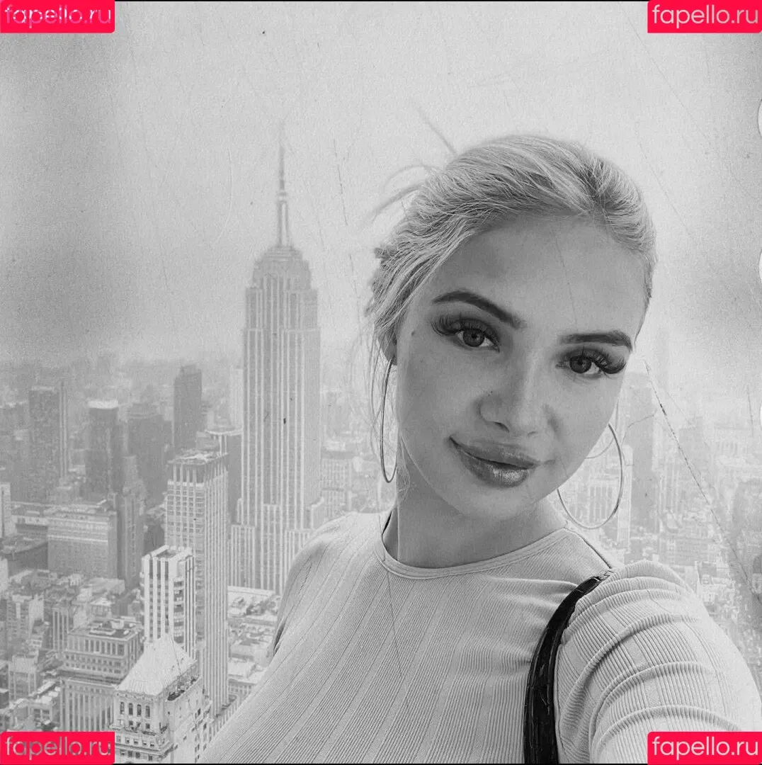 Esvittie Onlyfans Photo Gallery 