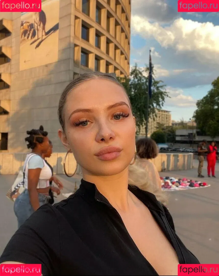 Esvittie Onlyfans Photo Gallery 