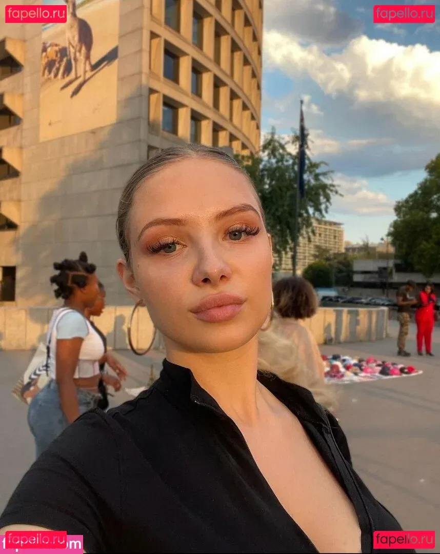 Esvittie Onlyfans Photo Gallery 