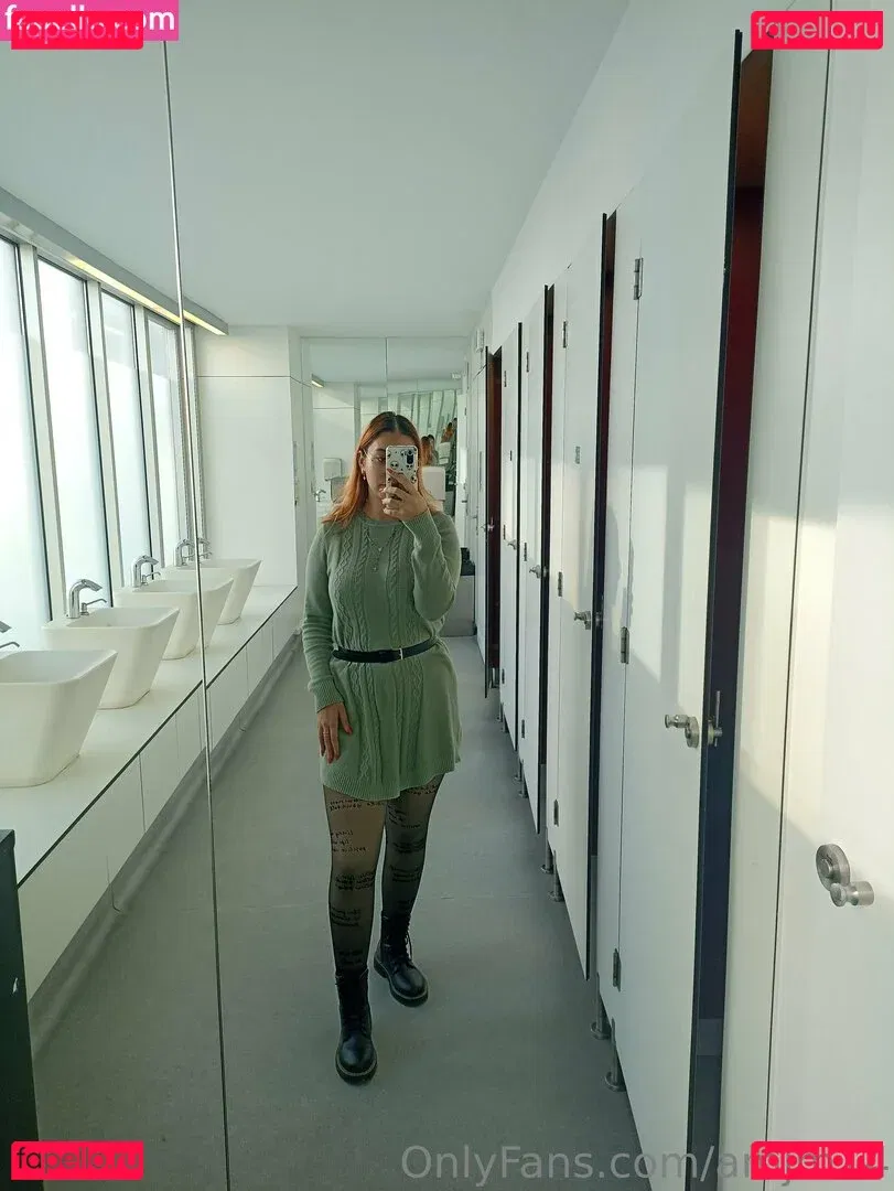 amjm14 Onlyfans Photo Gallery 