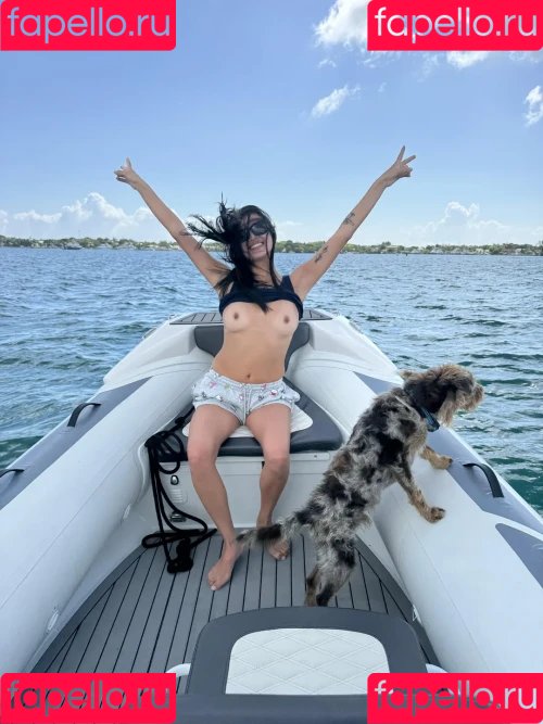 KJ Carter Onlyfans Photo Gallery 