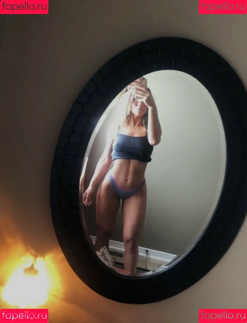DesireeMcmahon Onlyfans Photo Gallery 