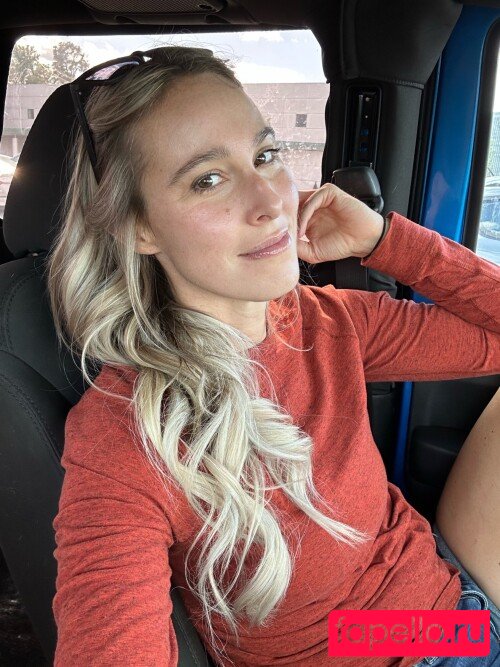 shut_upshelbyfree Nude Onlyfans Photo 21