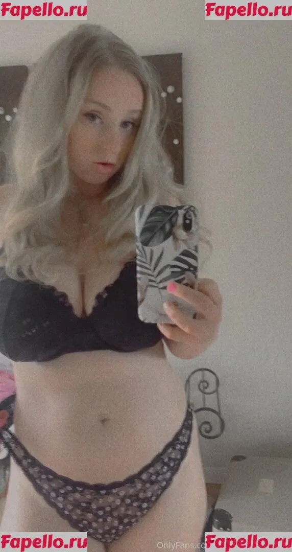 Yillian Onlyfans Photo Gallery 