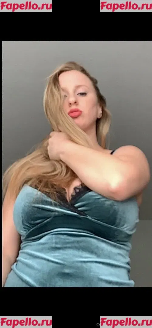 Yillian Onlyfans Photo Gallery 
