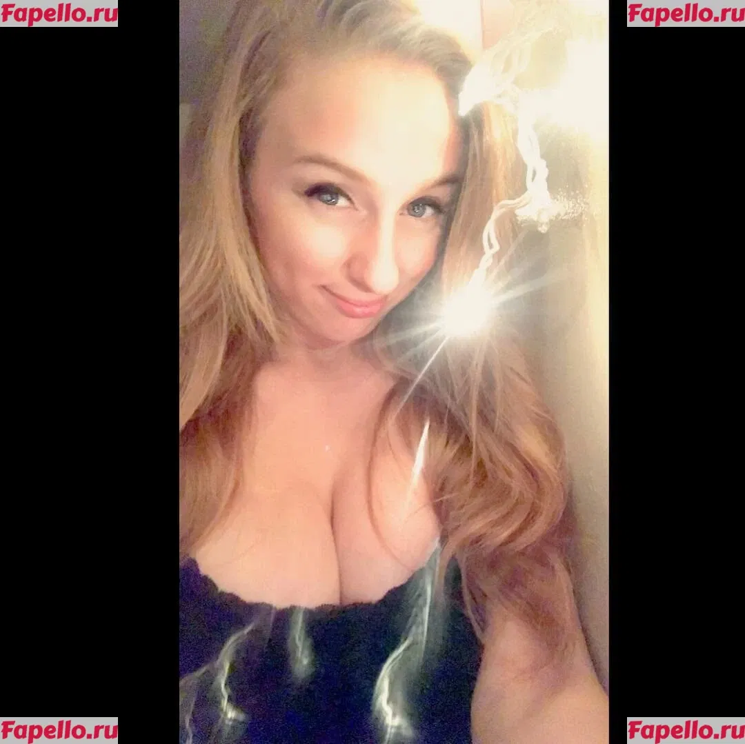 Yillian Onlyfans Photo Gallery 