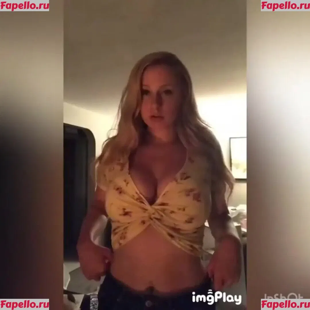 Yillian Onlyfans Photo Gallery 