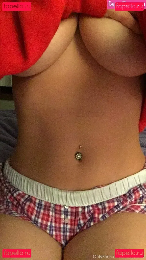 Yillian Onlyfans Photo Gallery 