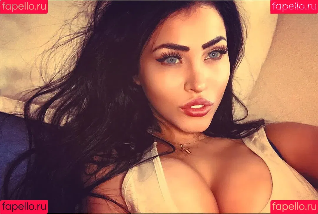 Claudia Alende Onlyfans Photo Gallery 