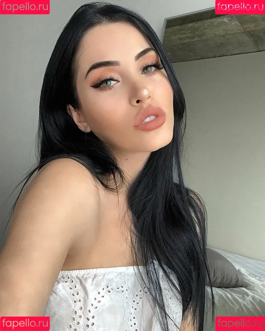 Claudia Alende Onlyfans Photo Gallery 