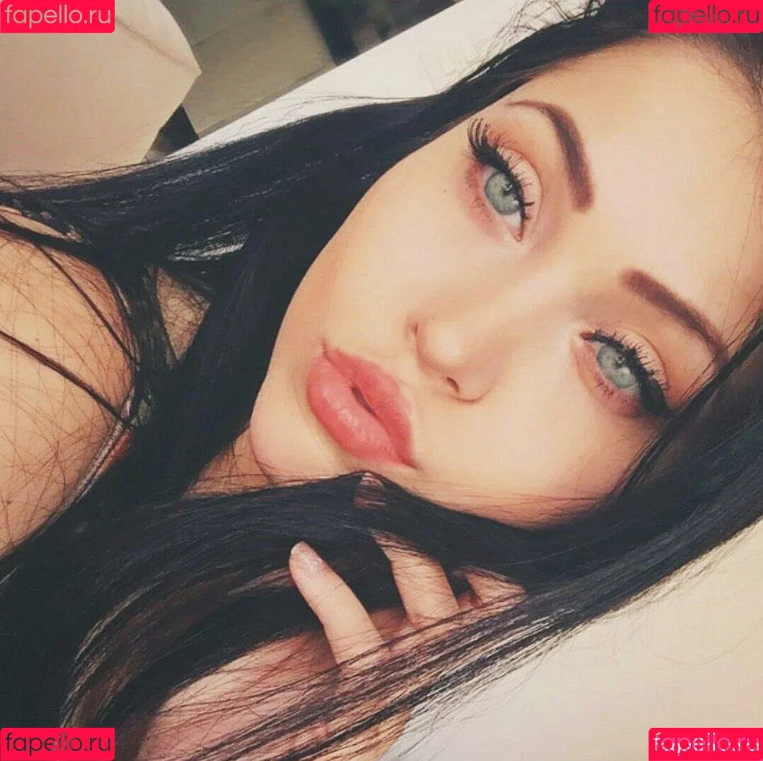Claudia Alende Onlyfans Photo Gallery 