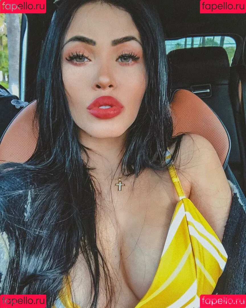 Claudia Alende Onlyfans Photo Gallery 