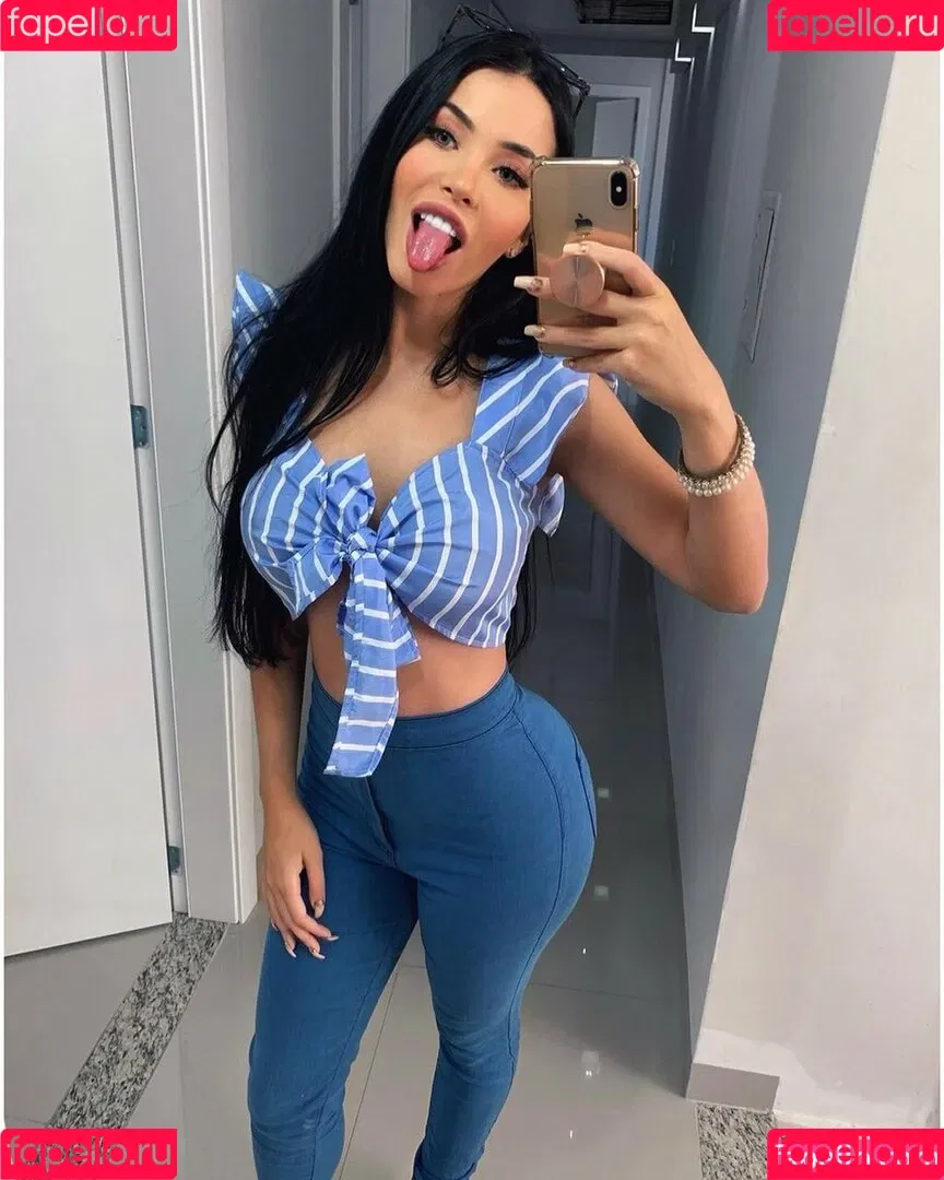 Claudia Alende Onlyfans Photo Gallery 