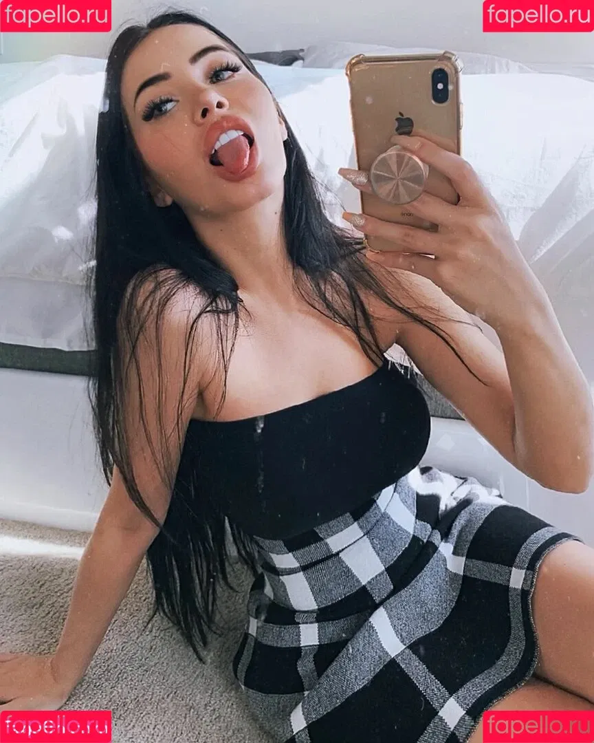 Claudia Alende Onlyfans Photo Gallery 