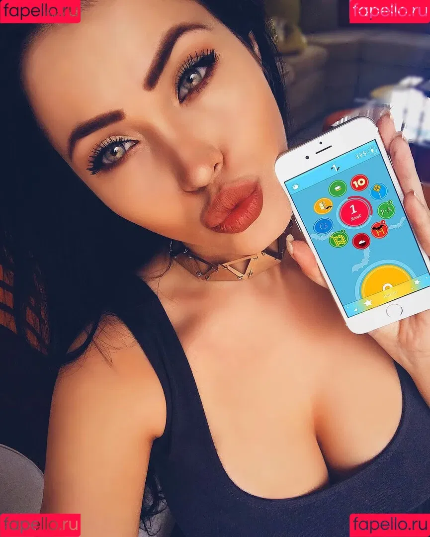 Claudia Alende Onlyfans Photo Gallery 