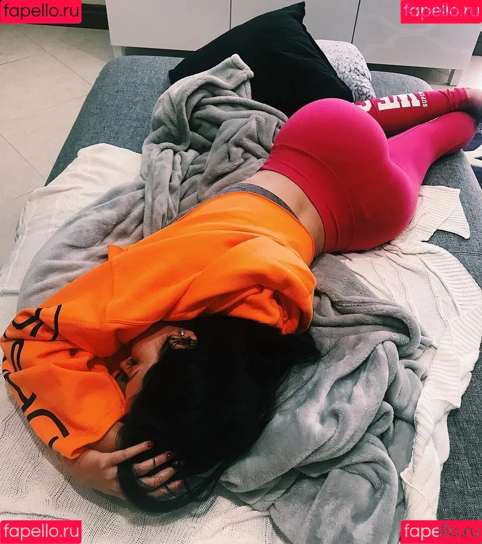 Claudia Alende Onlyfans Photo Gallery 