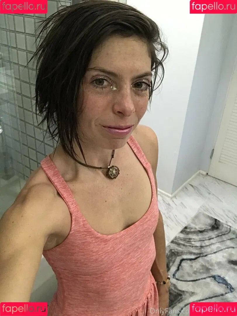lizbecheeky Onlyfans Photo Gallery 
