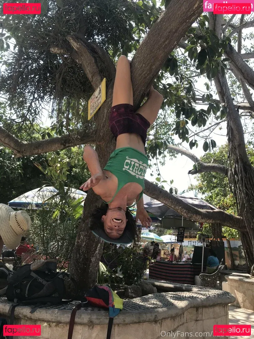 lizbecheeky Onlyfans Photo Gallery 