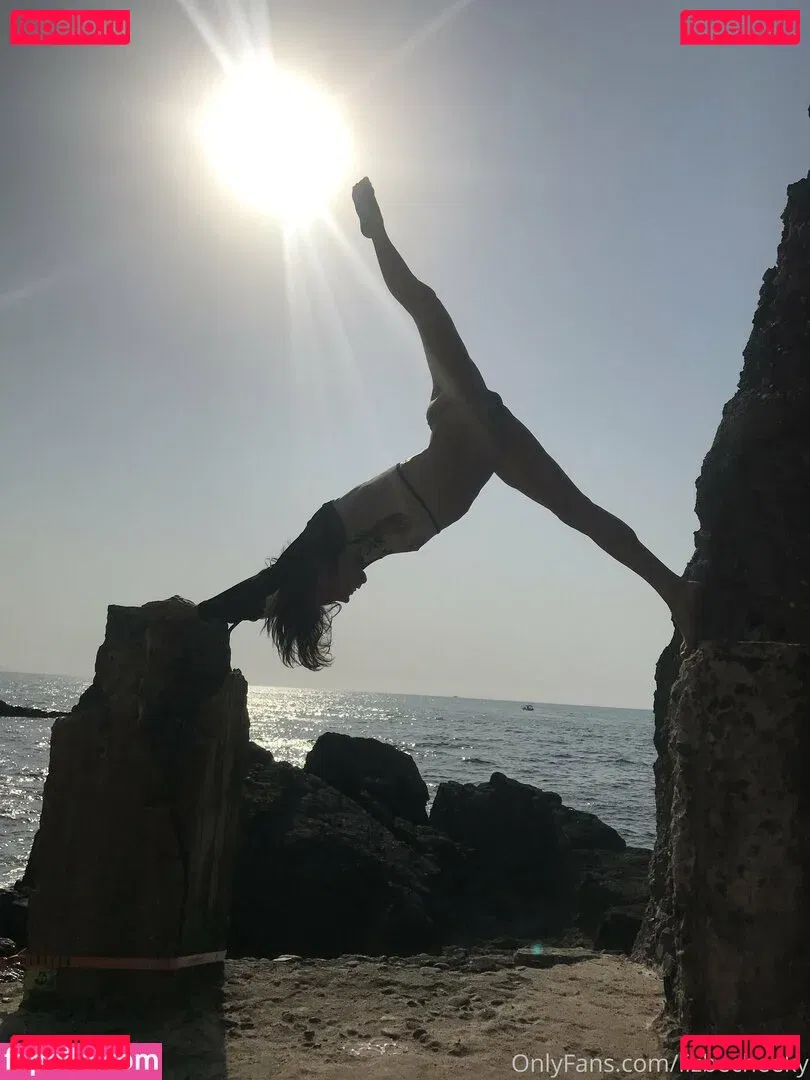 lizbecheeky Onlyfans Photo Gallery 