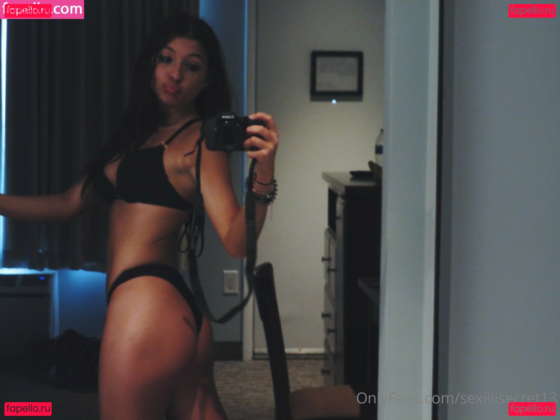 Lindsay Bertoa Nude Onlyfans Photo 18