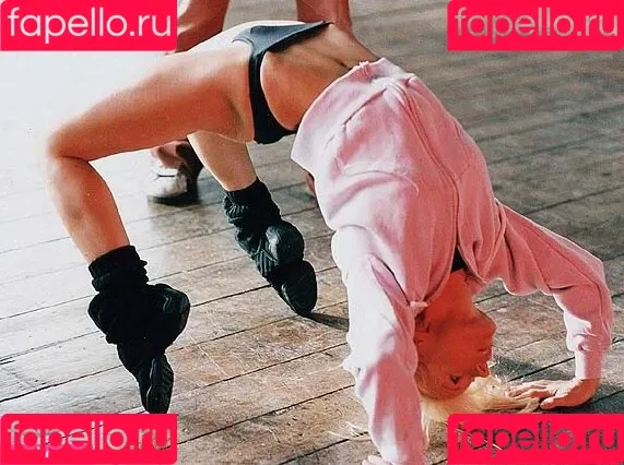 Geri Halliwell Onlyfans Photo Gallery 